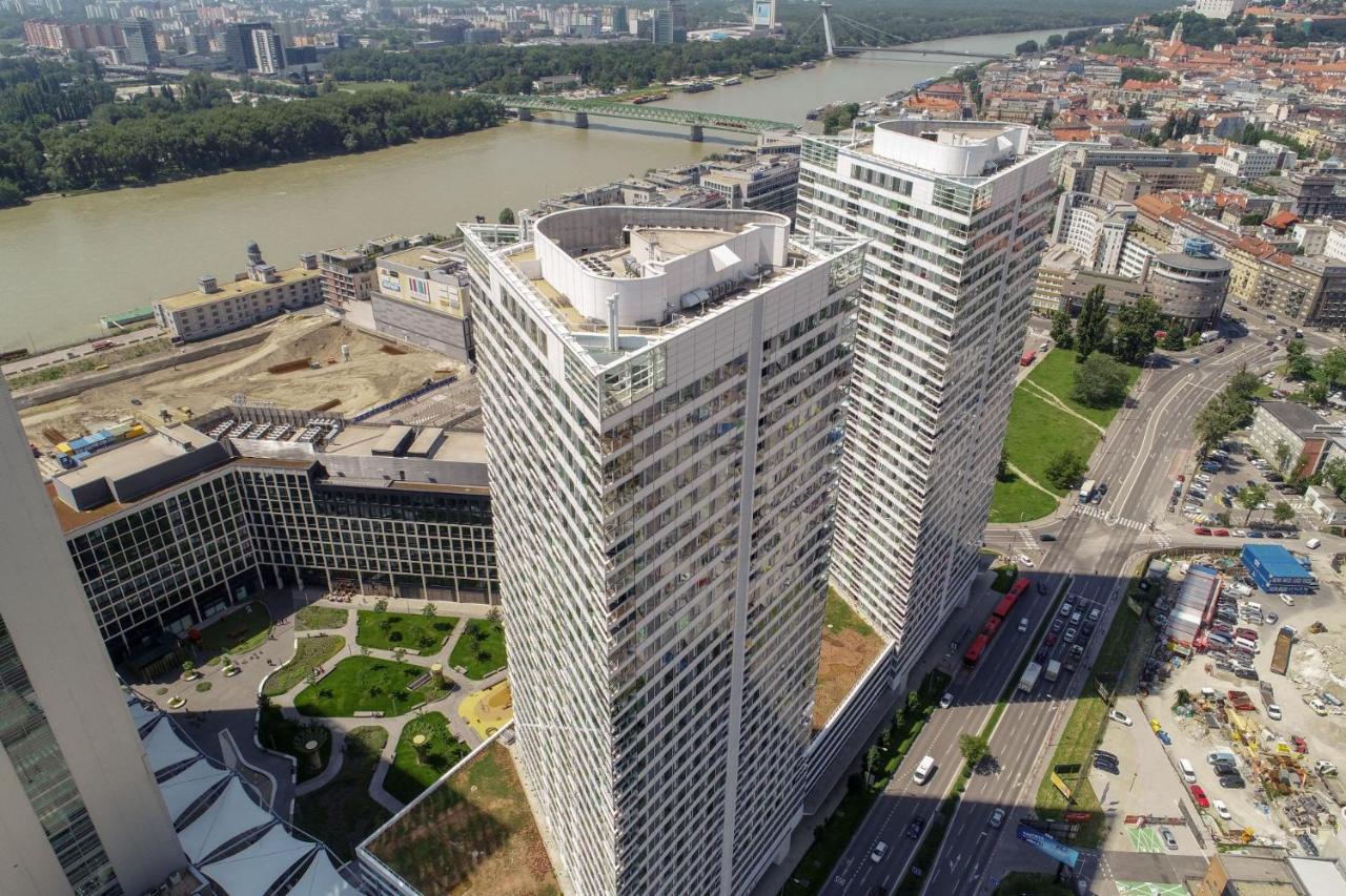 ברטיסלאבה Zora Exclusive Apartment מראה חיצוני תמונה